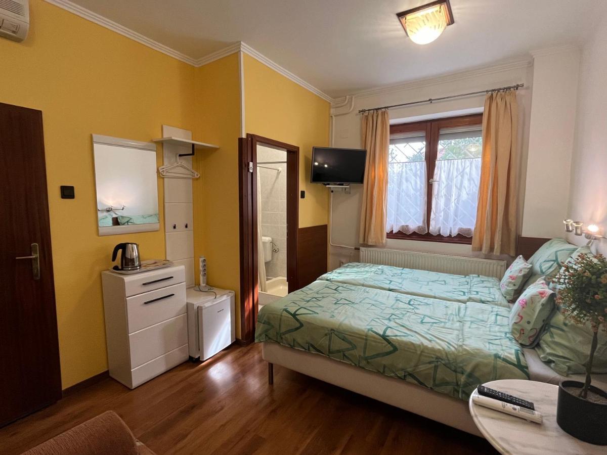 Tang House 唐舍 Otel Budapeşte Dış mekan fotoğraf